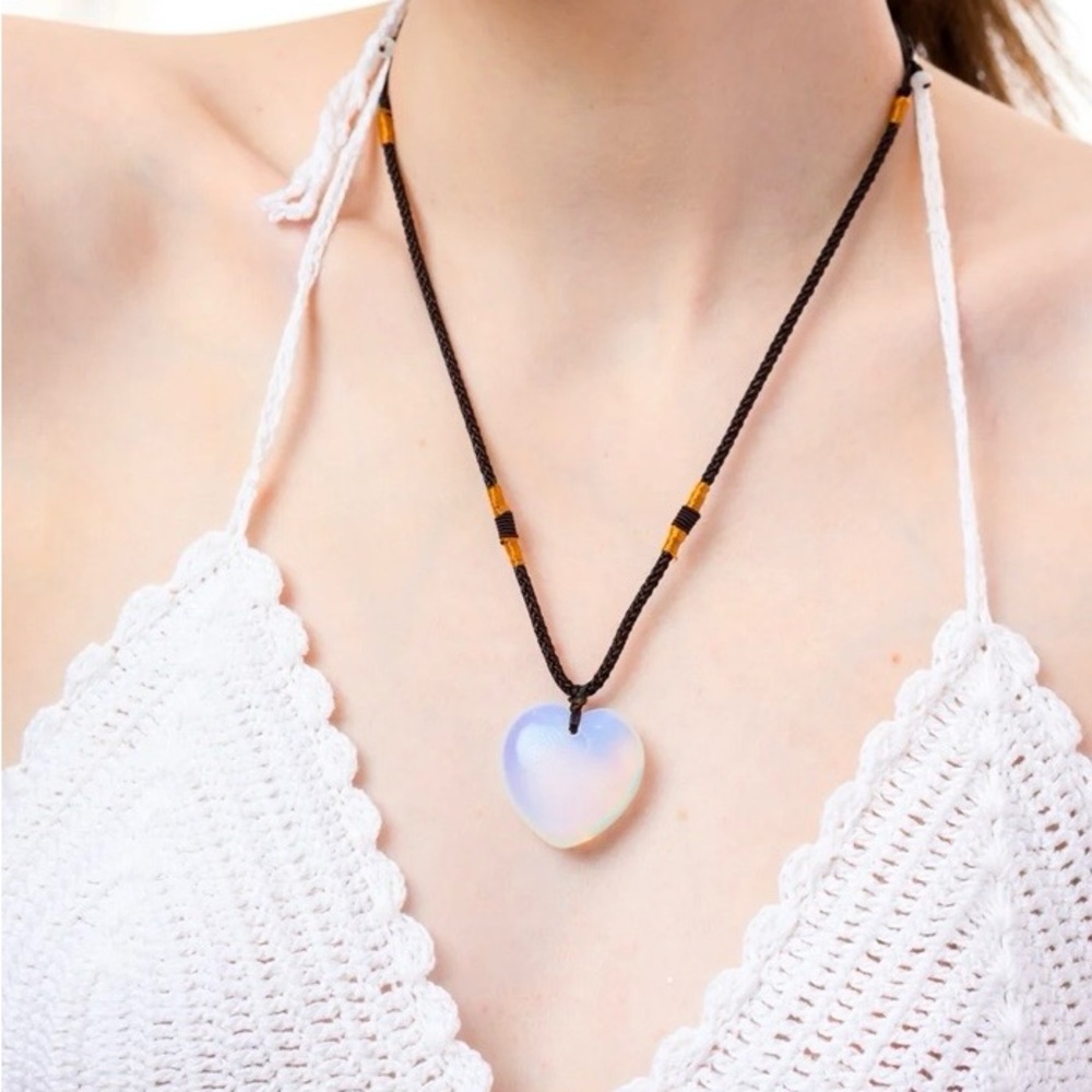 OPAL Gemstone Heart Necklace 💥🆕💥